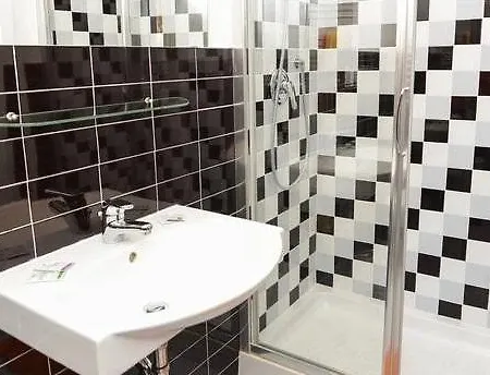 Oda ve Kahvaltı Musa